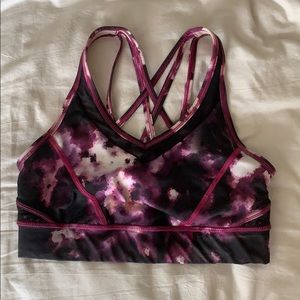 Lululemon sports bra